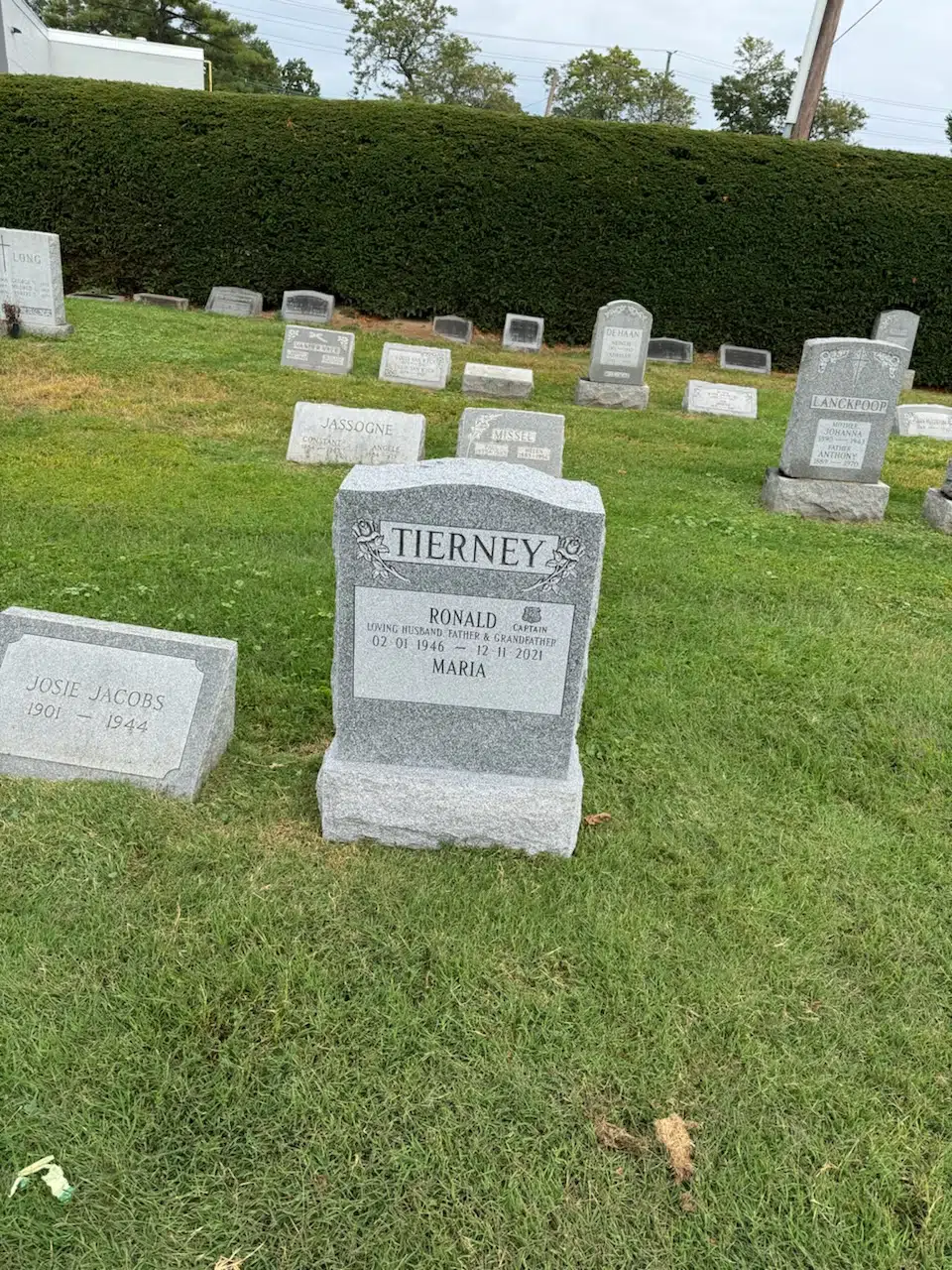 Granite Headstone Examples hand-carved by Headstone Gallery in NJ — image 6